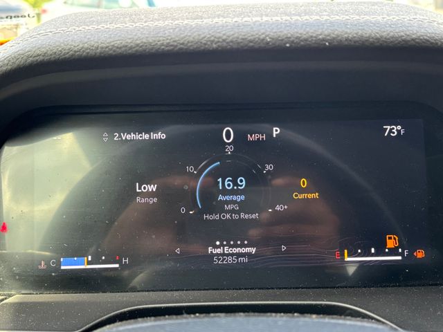 Vehicle image 13 of 18