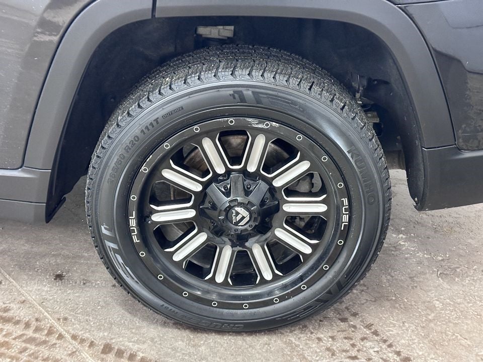 Vehicle image 14 of 78