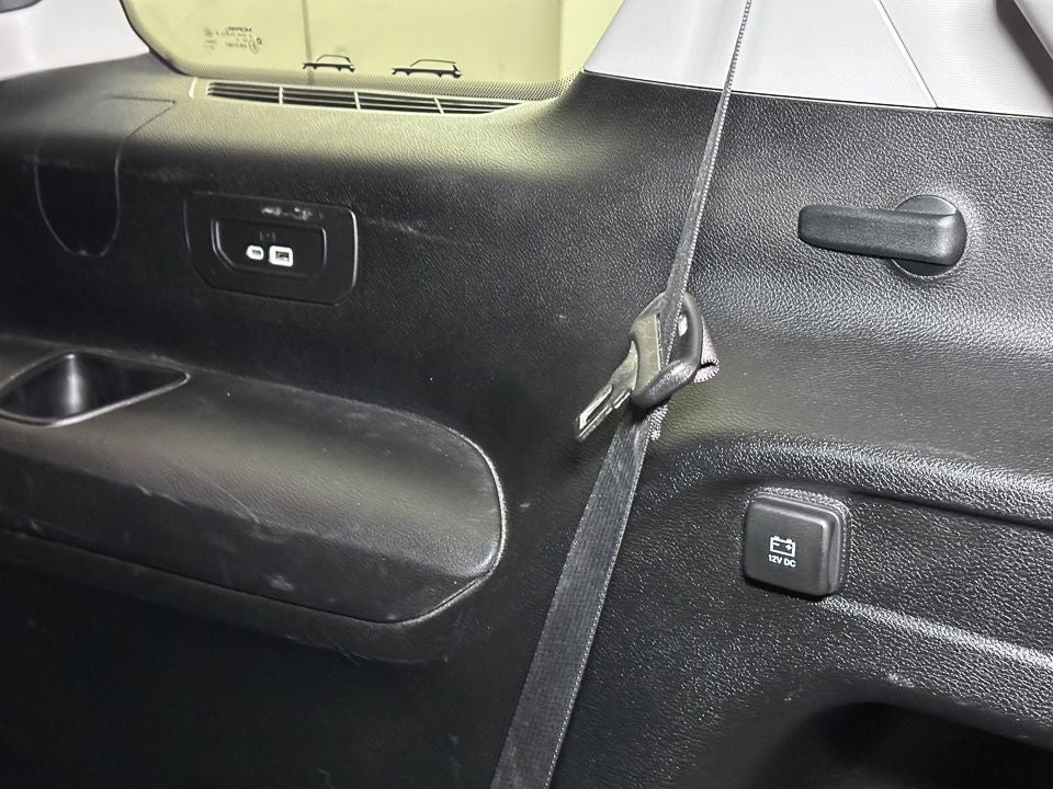 Vehicle image 52 of 78