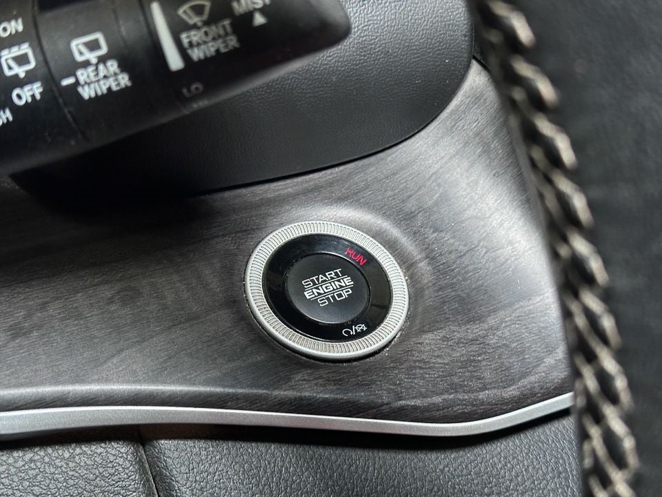 Vehicle image 51 of 78
