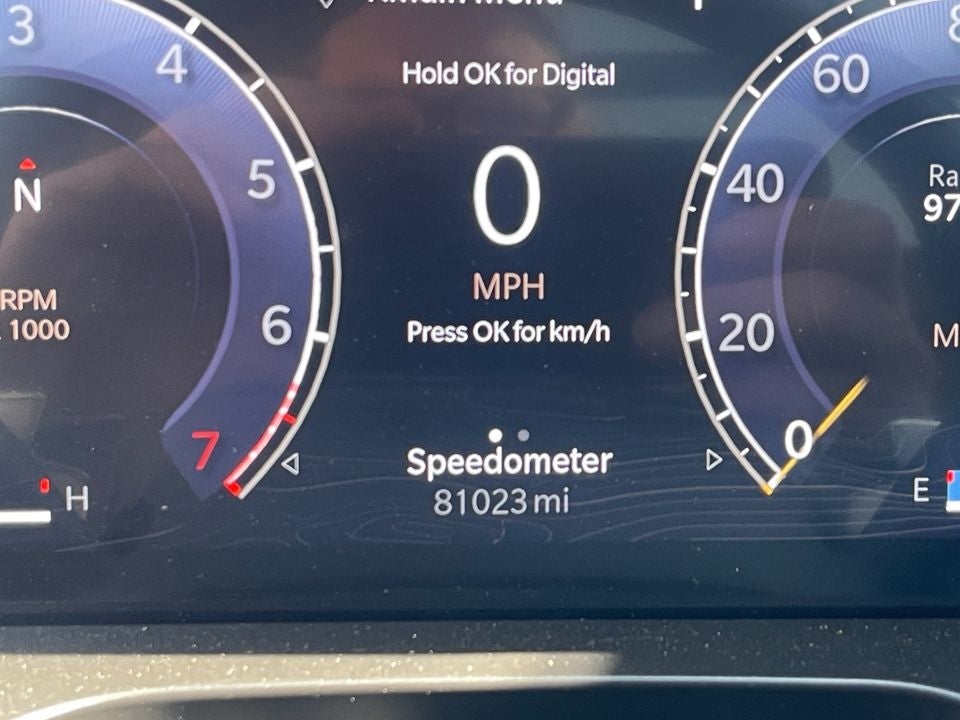 Vehicle image 27 of 78
