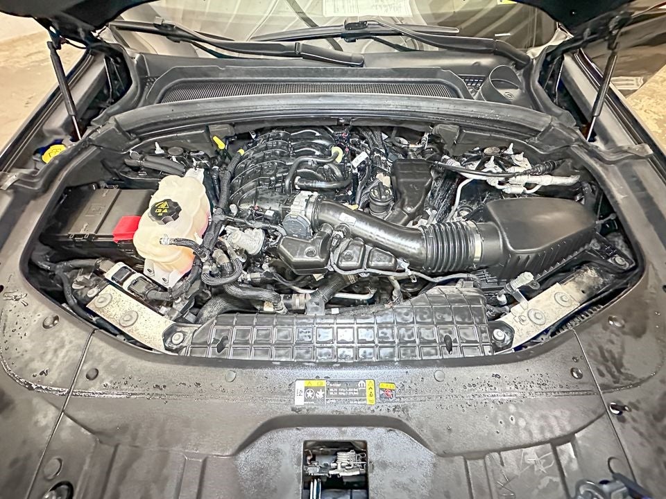 Vehicle image 13 of 78