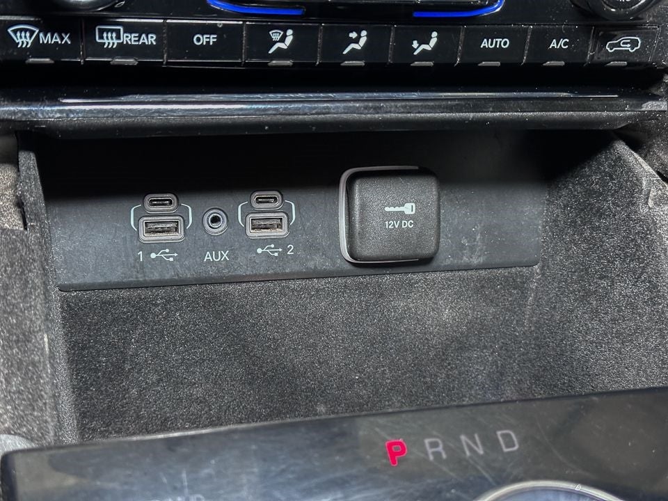 Vehicle image 18 of 78