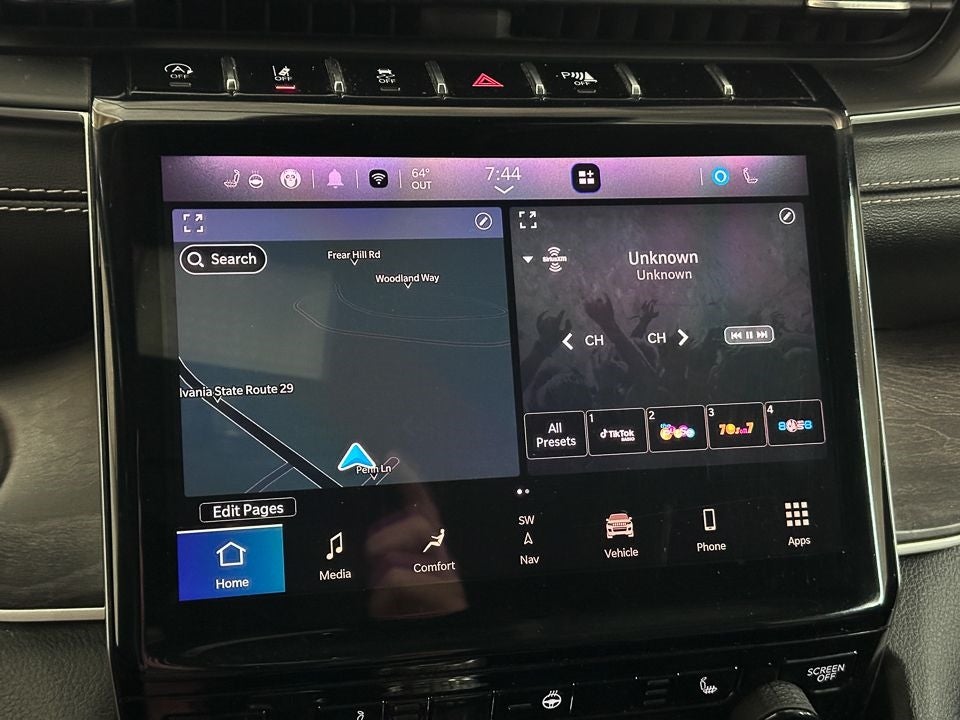 Vehicle image 29 of 78