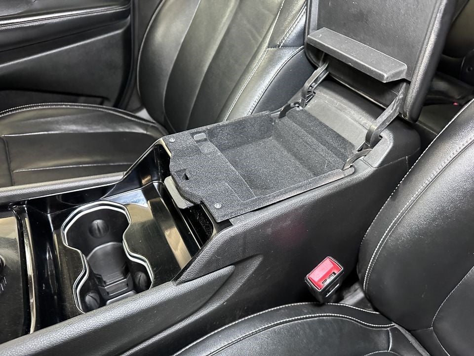 Vehicle image 61 of 78
