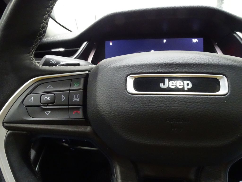 Vehicle image 22 of 55