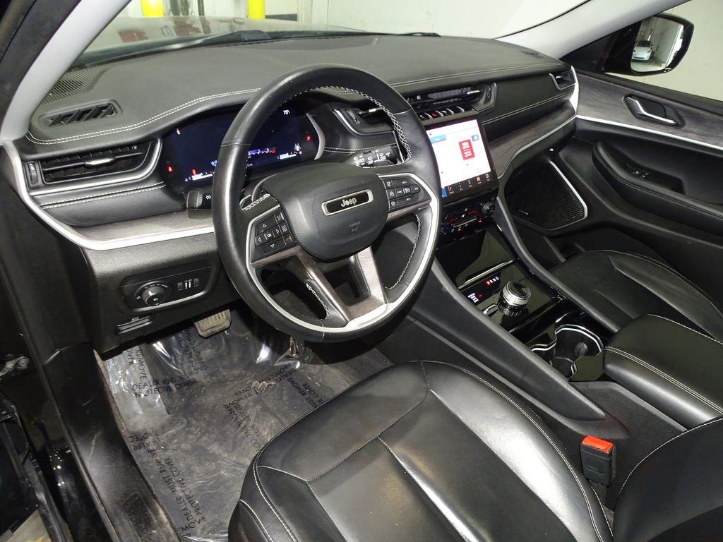 Vehicle image 26 of 55