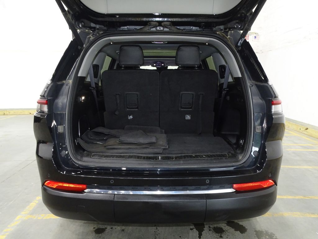Vehicle image 12 of 55