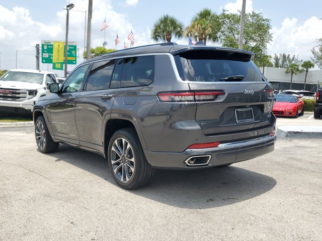 Vehicle image 7 of 31