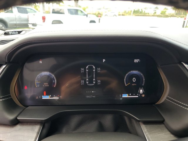 Vehicle image 29 of 31