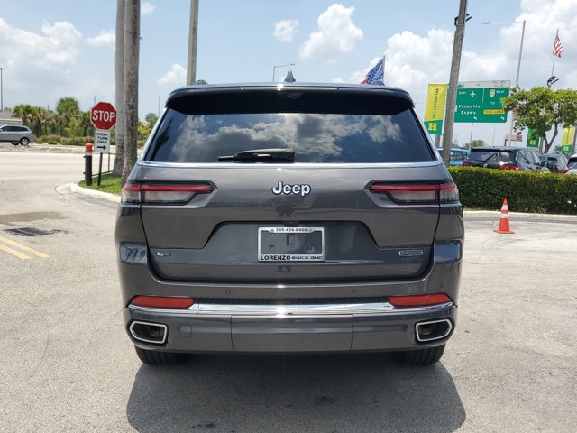 Vehicle image 6 of 31