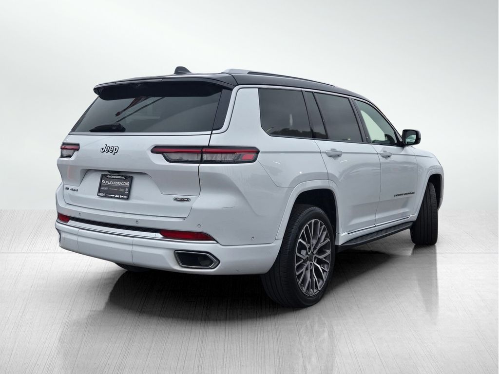 Vehicle image 5 of 25