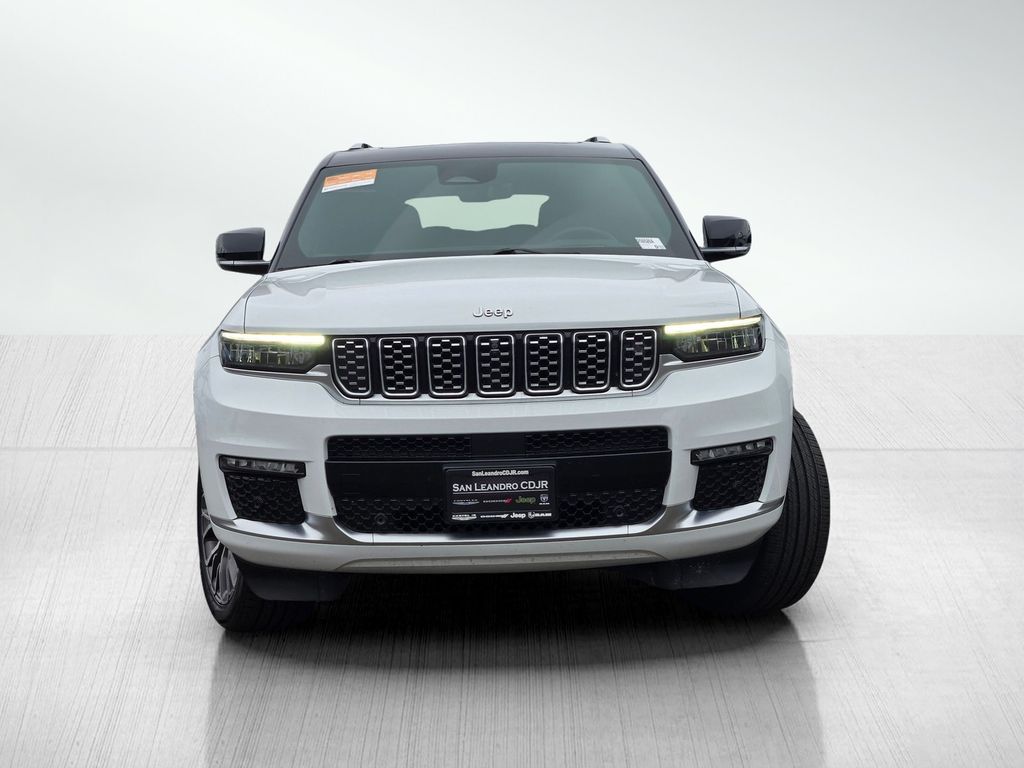 Vehicle image 2 of 25