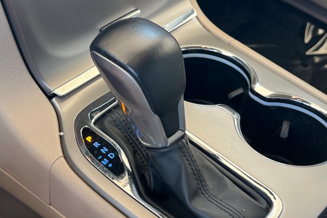 Vehicle image 22 of 30