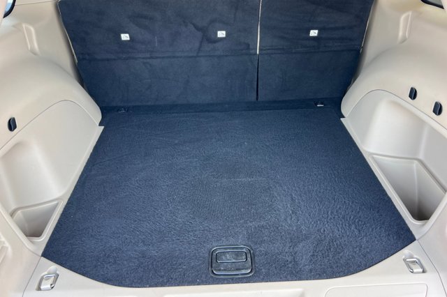 Vehicle image 15 of 30