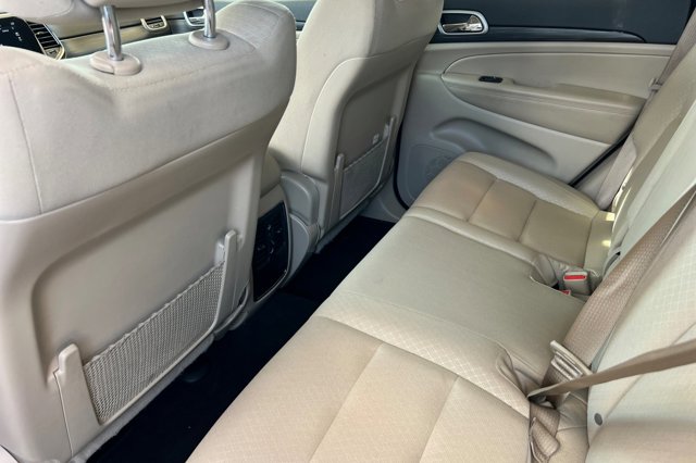 Vehicle image 12 of 30