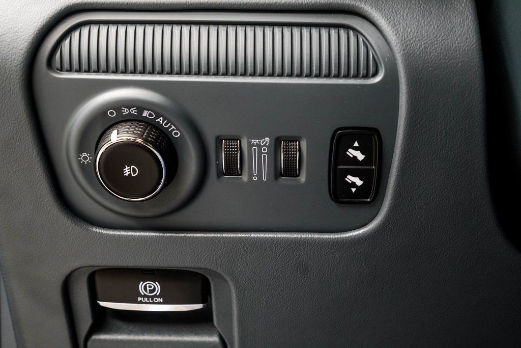 2022 Jeep Grand Wagoneer Series II Image 48 of 49