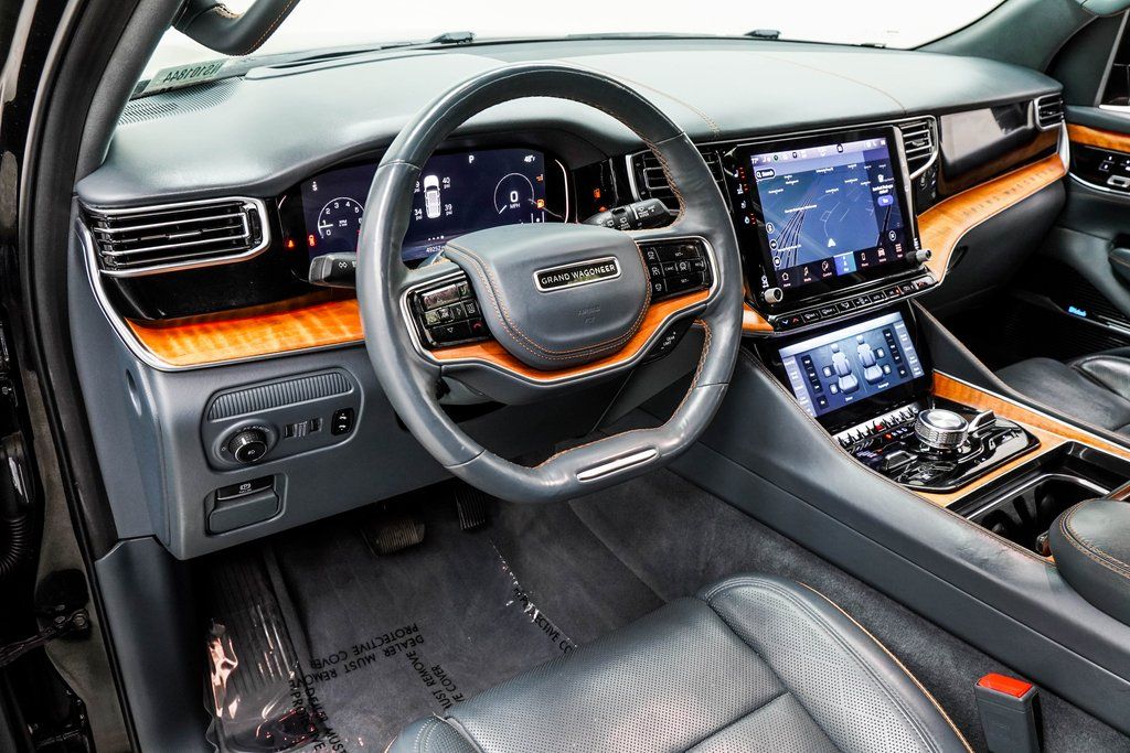 2022 Jeep Grand Wagoneer Series II Image 14 of 49