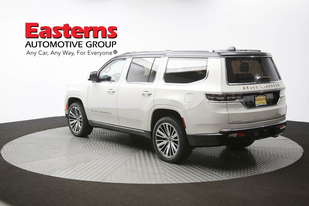 Vehicle image 30 of 69