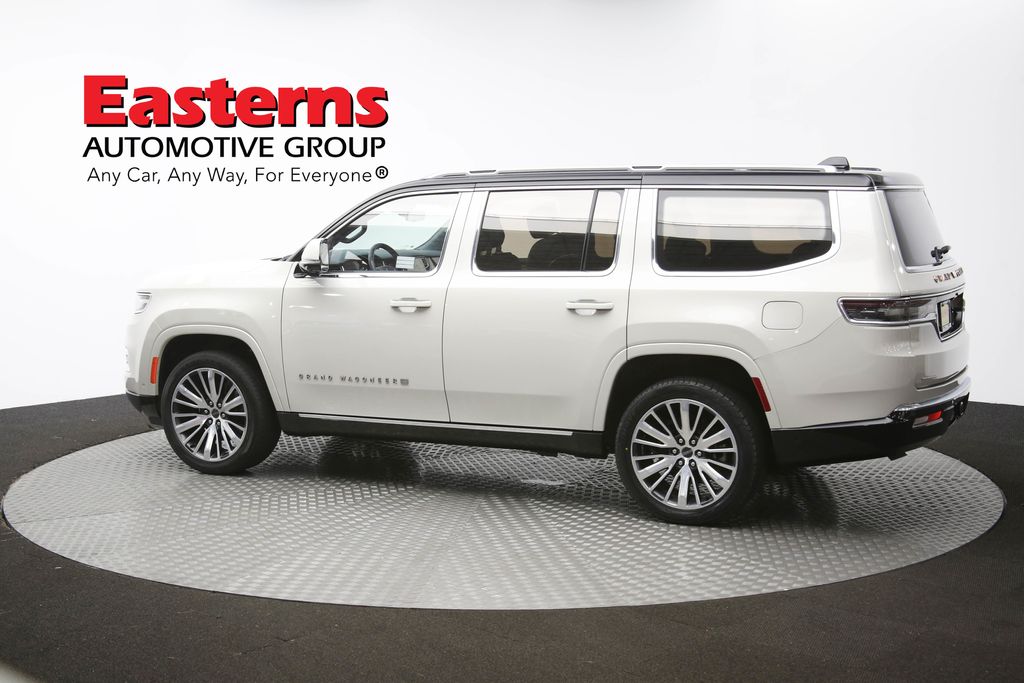 Vehicle image 31 of 69
