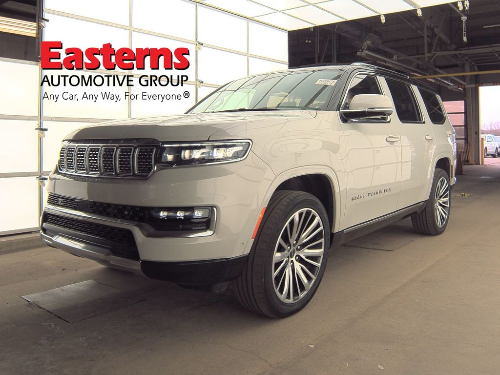 Vehicle image 7 of 69
