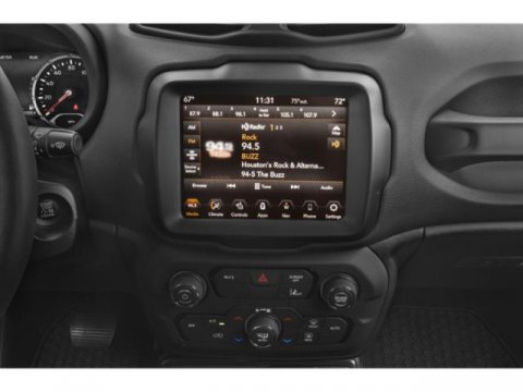 Vehicle image 15 of 21