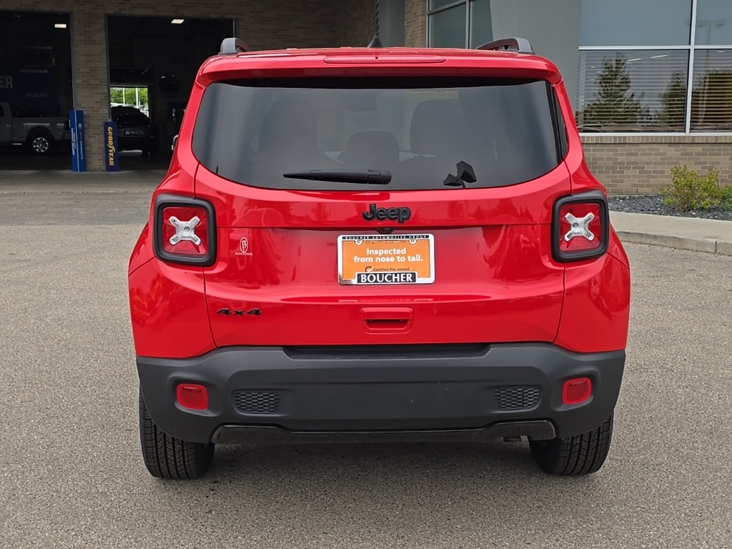 Vehicle image 4 of 22