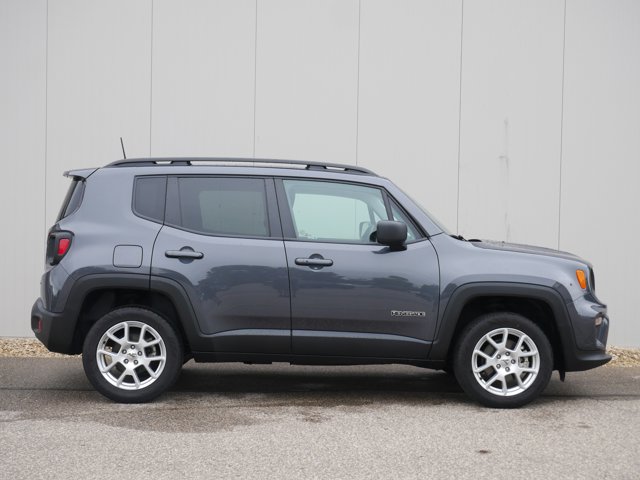 Vehicle image 4 of 27