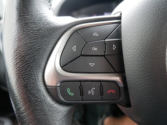 Vehicle image 23 of 27