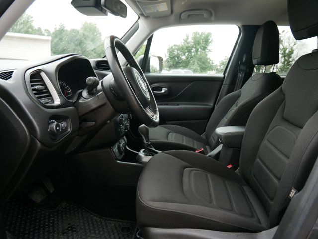 Vehicle image 14 of 27
