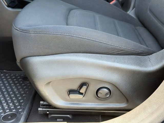 Vehicle image 11 of 35