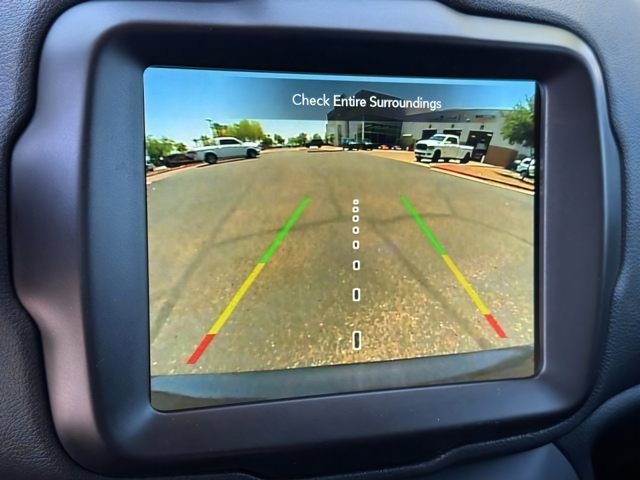 Vehicle image 16 of 35