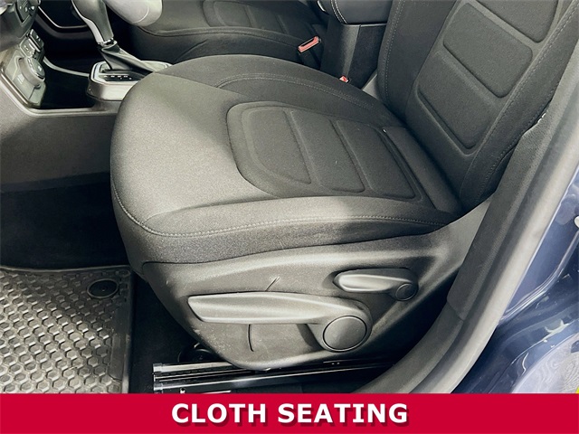 Vehicle image 9 of 33
