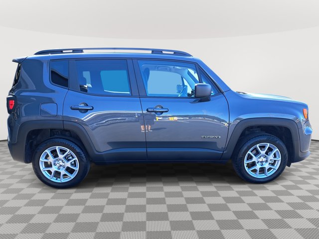 Vehicle image 4 of 28