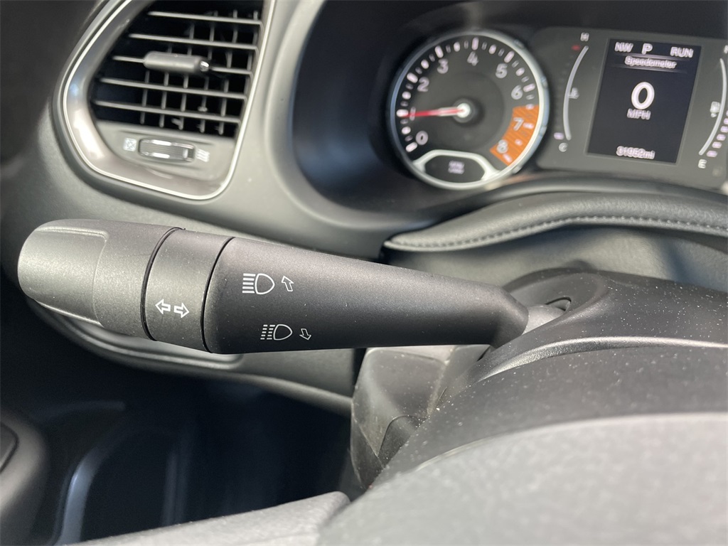 Vehicle image 26 of 45