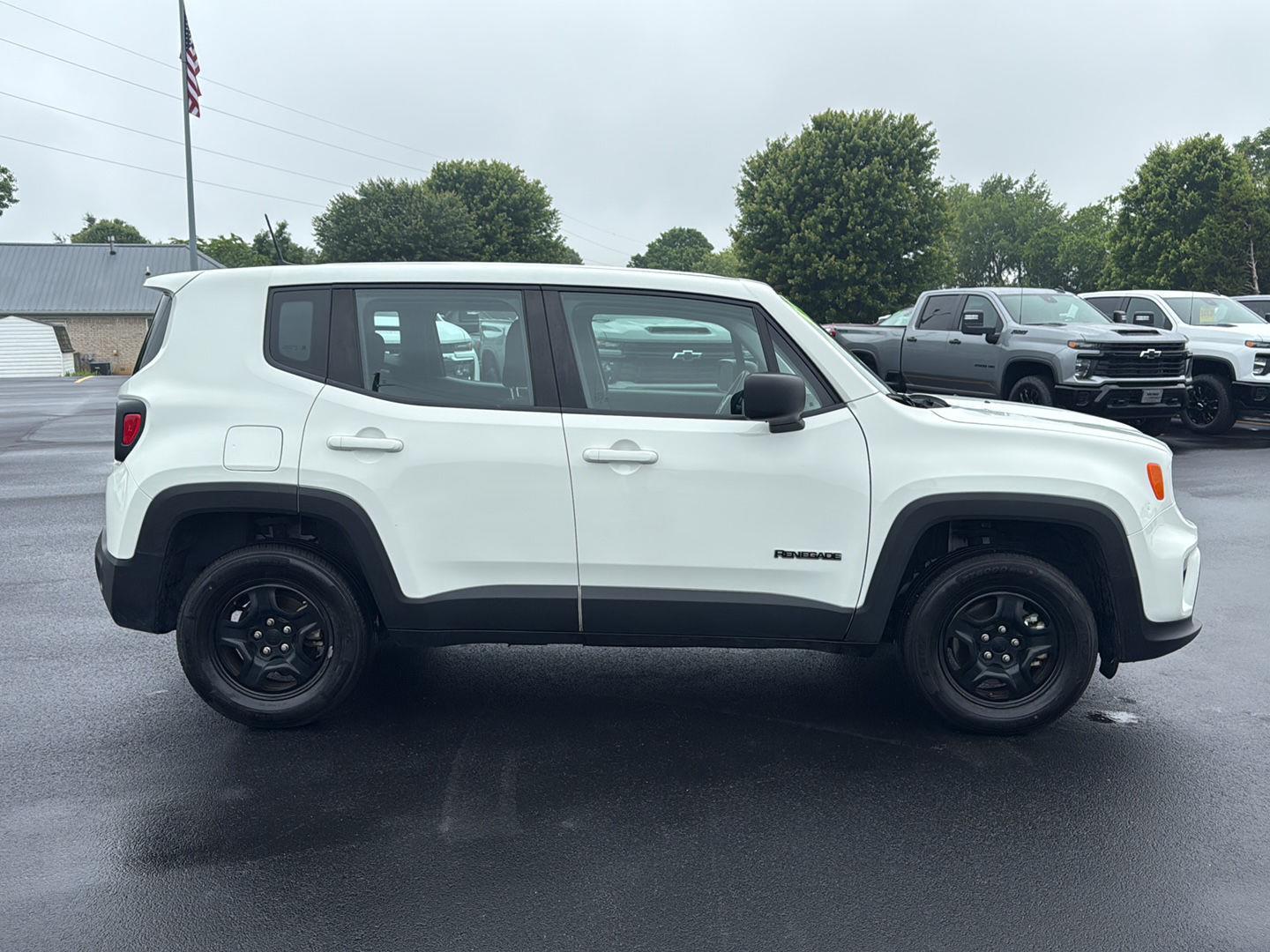 Vehicle image 4 of 20