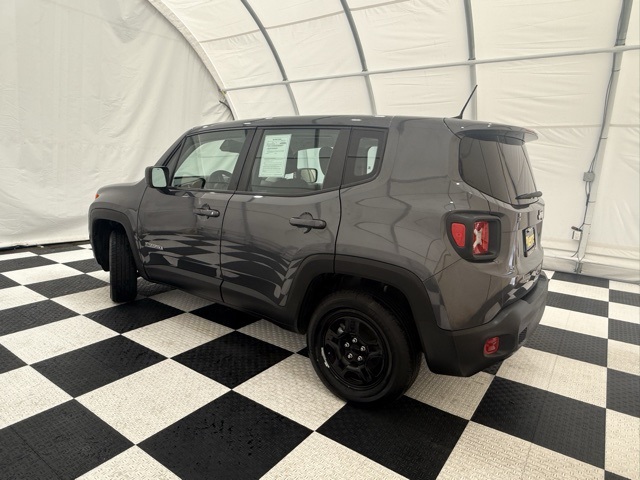 Vehicle image 5 of 30
