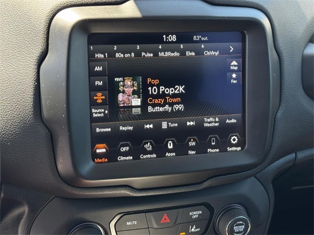 Vehicle image 23 of 30