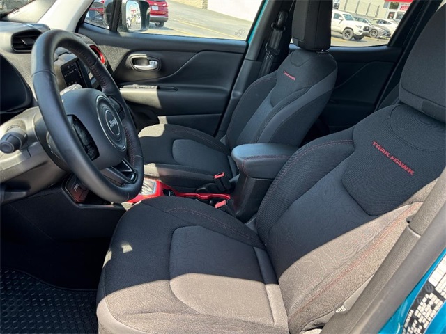 Vehicle image 15 of 30