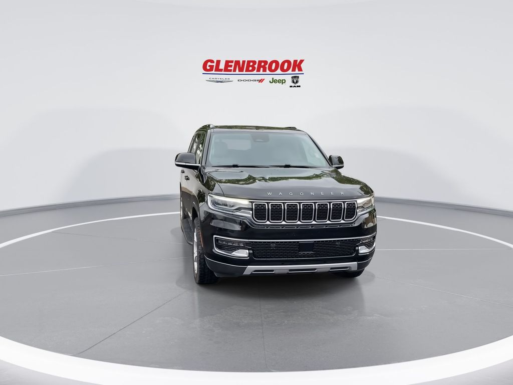 Vehicle image 4 of 25
