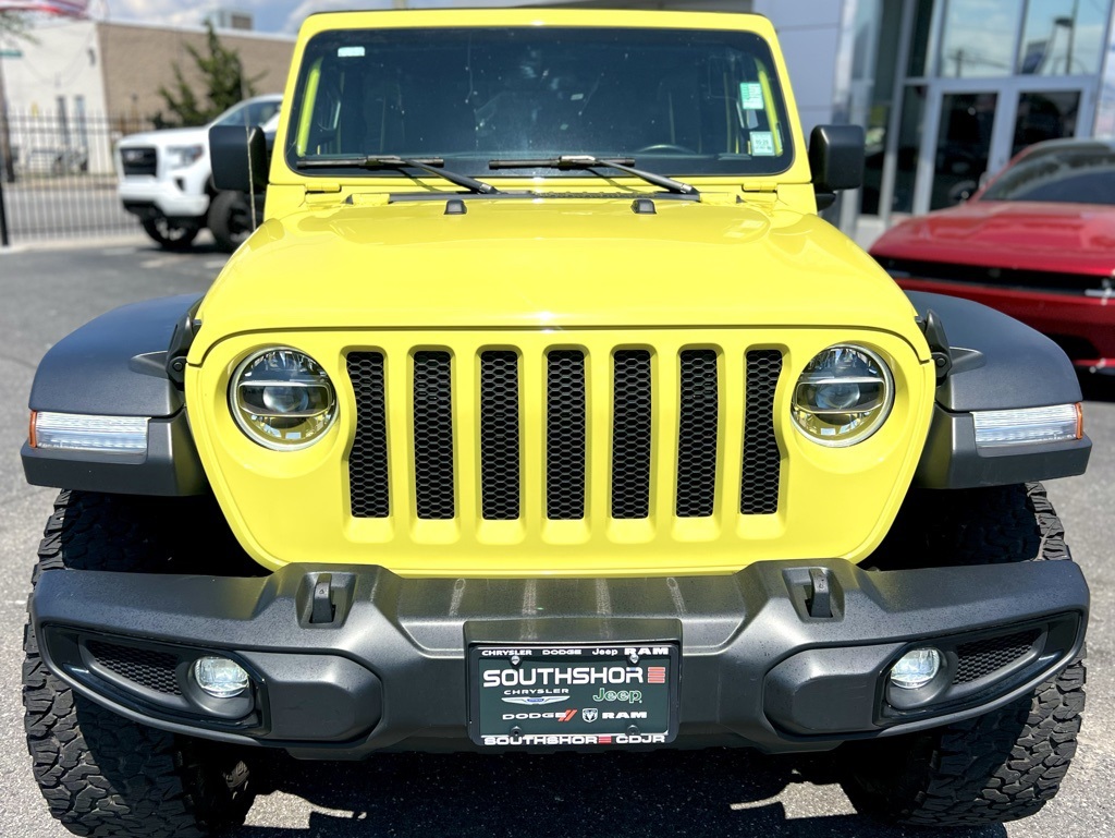 Vehicle image 2 of 30