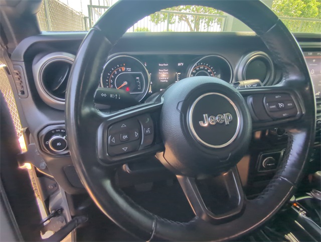 Vehicle image 12 of 34