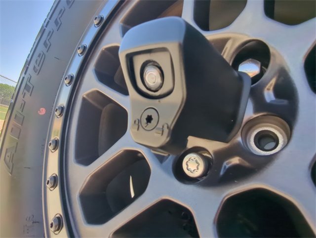 Vehicle image 29 of 34