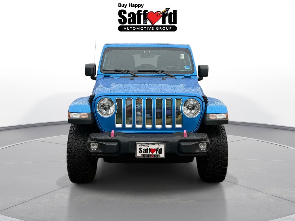 2022 Jeep Wrangler Unlimited Sahara Image 2 of 36