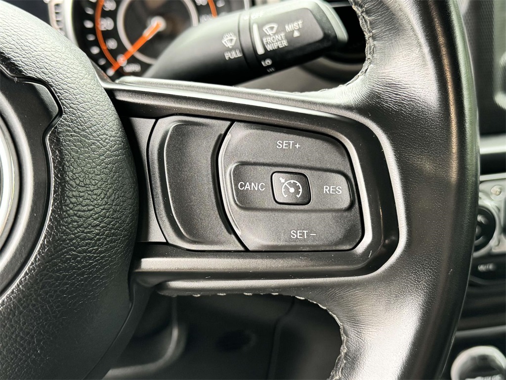 Vehicle image 29 of 30