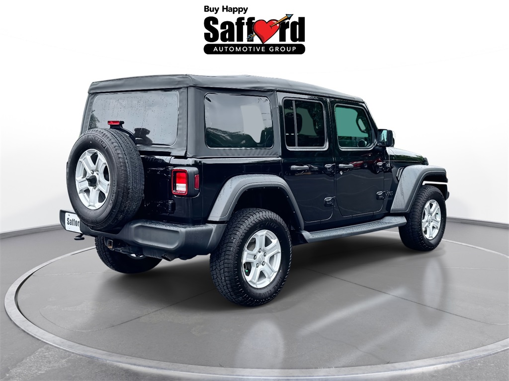 Vehicle image 4 of 30