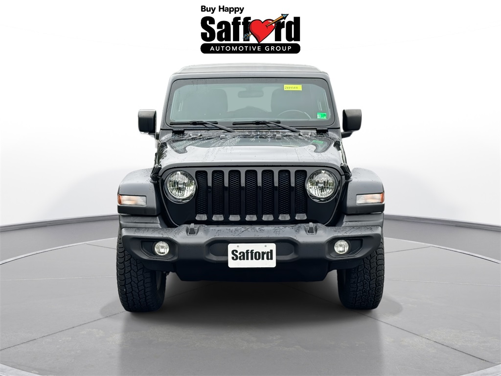 Vehicle image 2 of 30