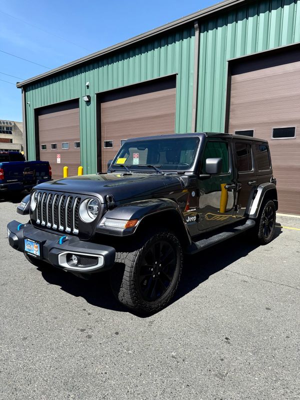 Vehicle image 1 of 14