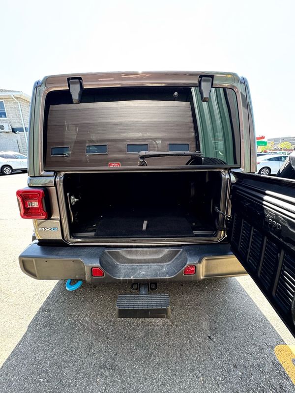 Vehicle image 14 of 14