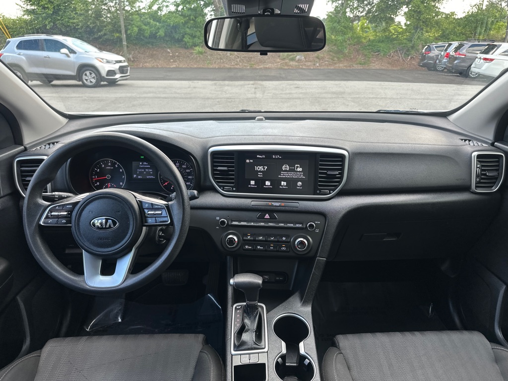 Vehicle image 22 of 40
